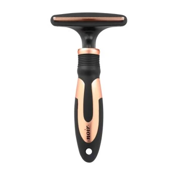 Europet Bernina NOIR Deshedder 1 Europet Bernina NOIR Deshedder