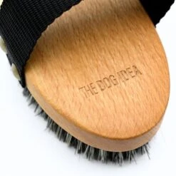 THE DOG IDEA Klassische Hundebürste Naturfibre -Hundebedarf Geschäft 06f0183073437207c2f5f3a90d75d417cf7c1ad8 1485270 de DE 86c1c3a6e89e7b342f390c4c7e451fb3bbbe2cf43p9Ian